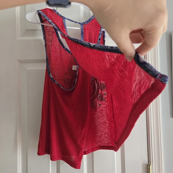 Red Open Back Tank Top - Picture 3 of 6